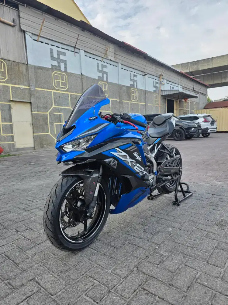 Kawasaki ZX25R ABS QS Biru 2020