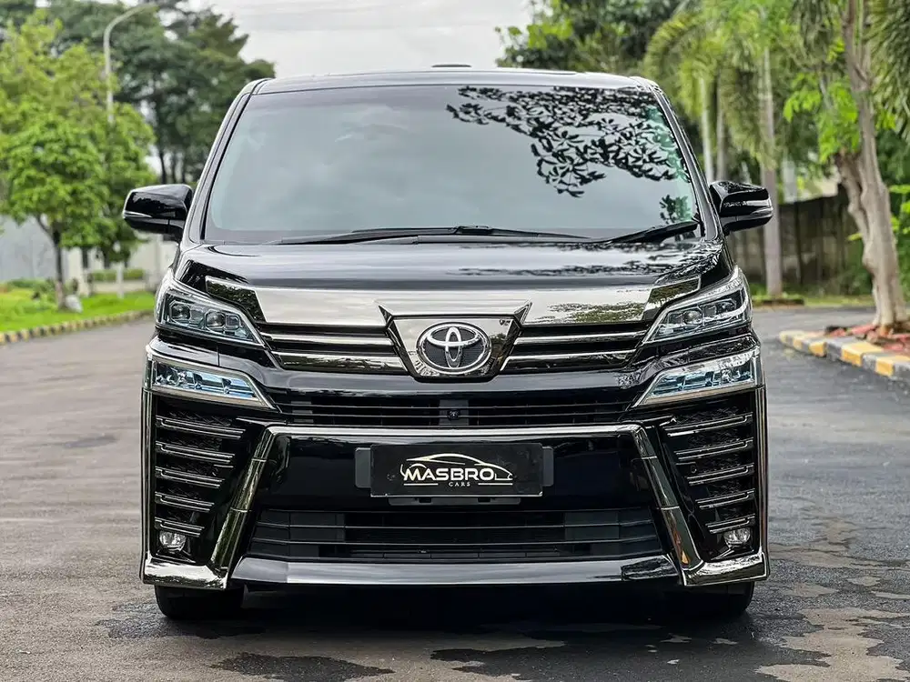 Toyota Vellfire G ATPM 2021 model No minus pristine condition