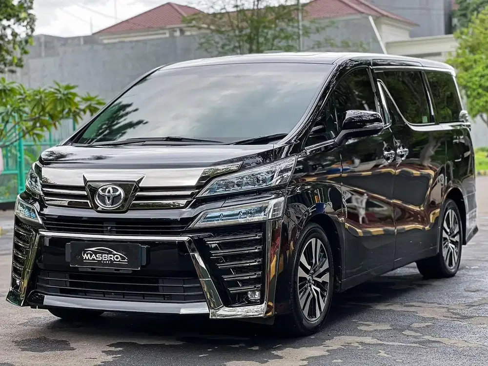 Toyota Vellfire G ATPM 2021 model No minus pristine condition