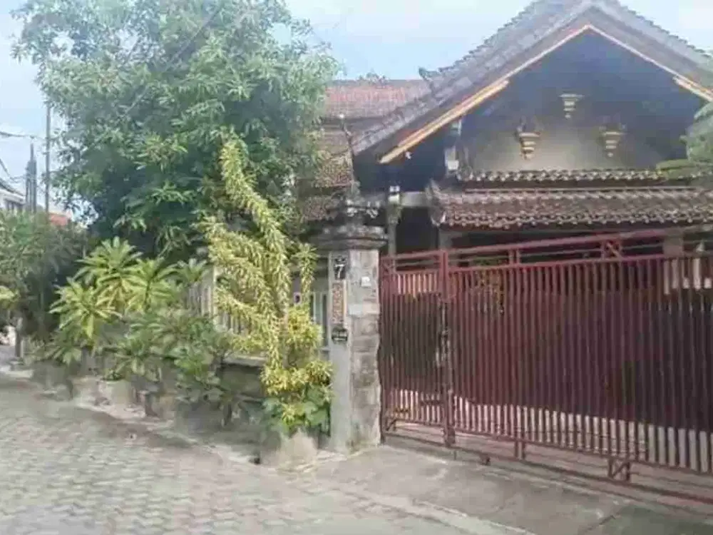 Rumah di Sidakarya dekat Pantai Mertasari Sanur Bali