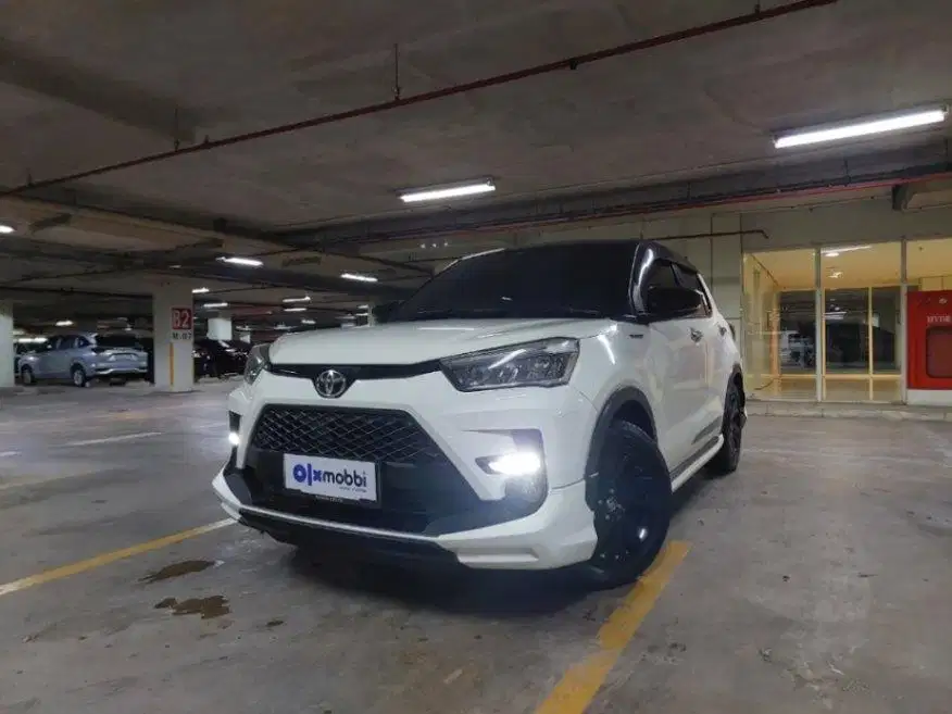 DP 1 JUTA Toyota Raize 1.0 T GR SPORT Two Tone Bensin-AT 2021 TRXS