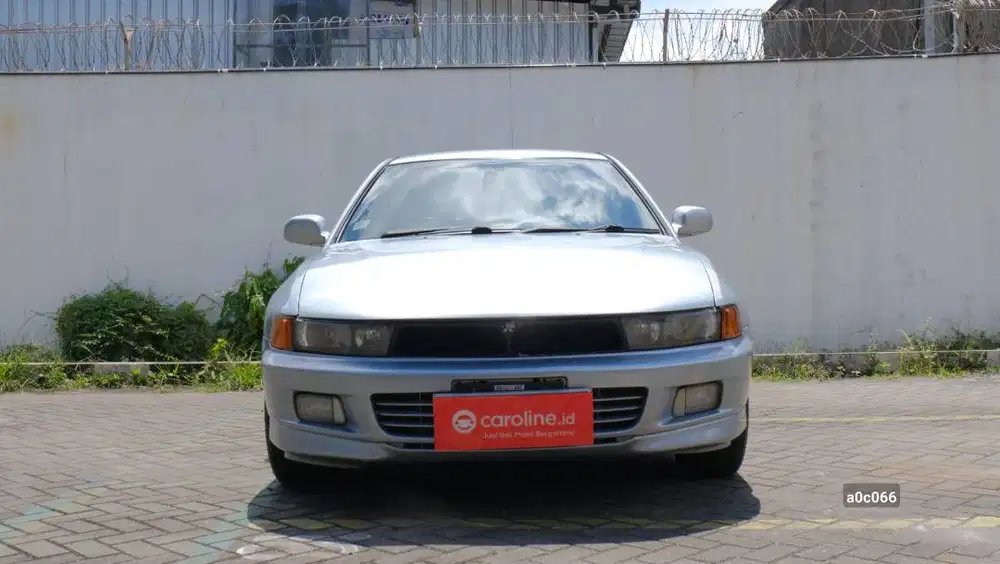 MITSUBISHI GALANT ST 2.5 MT 2002 ABU