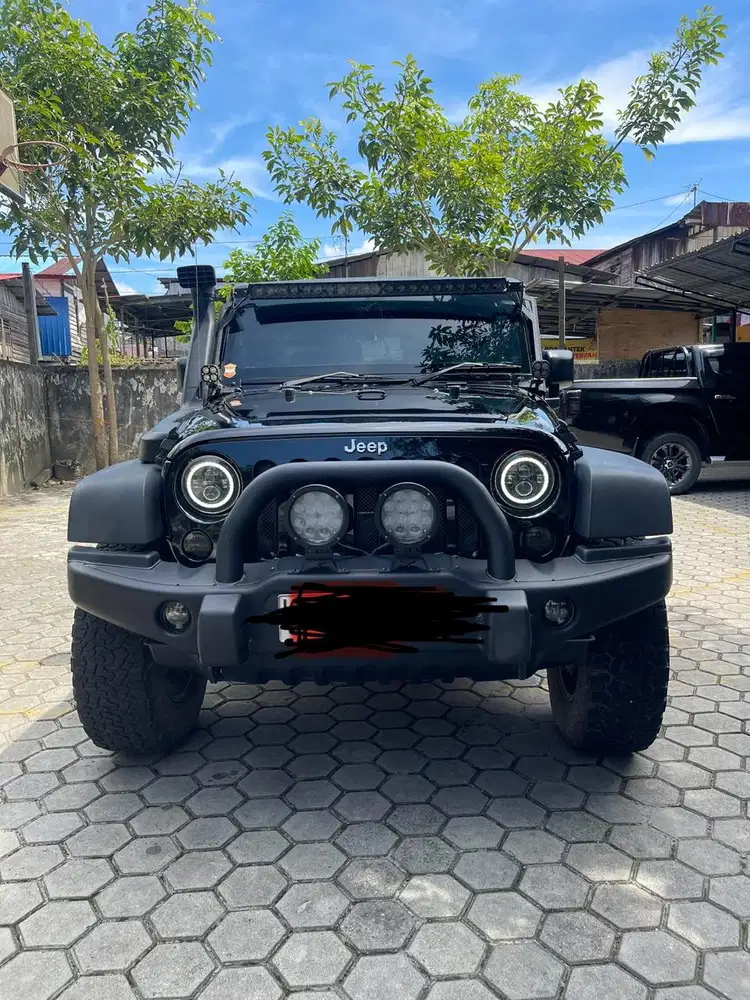 Jeep Wrangler Unlimited 2017 Bensin