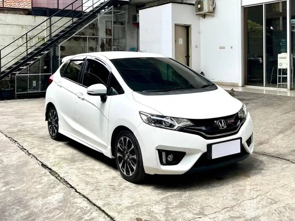 HONDA JAZZ RS AT 2017