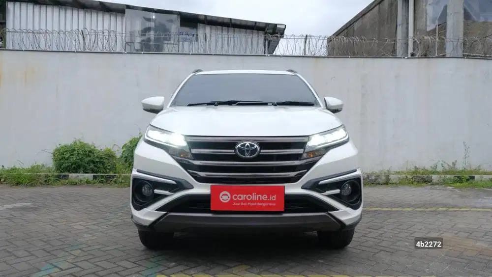 TOYOTA RUSH S GR SPORT 1.5 AT 2024 PUTIH