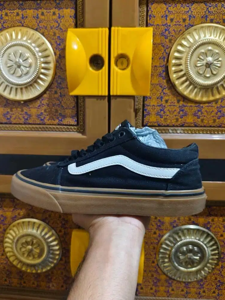 VANS of the Wall Original size 37