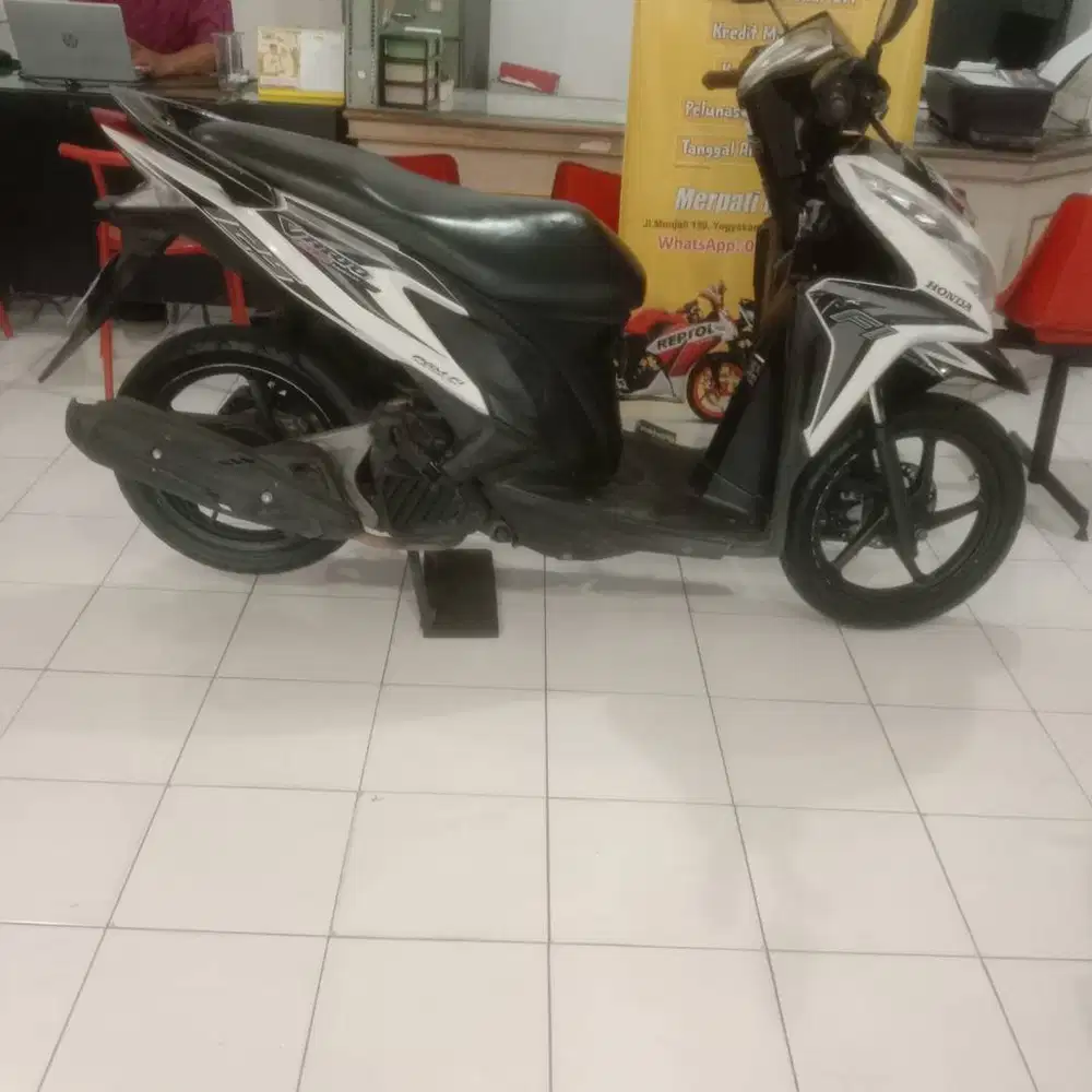 HONDA VARIO 125 TH 2012 KREDIT MOTOR MURAH MOKASE
