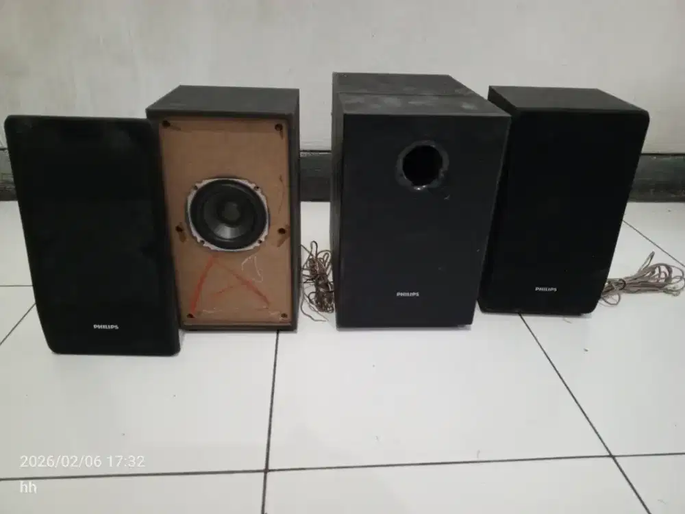 Speaker pasif 2 trible plus subwoofer phlilips