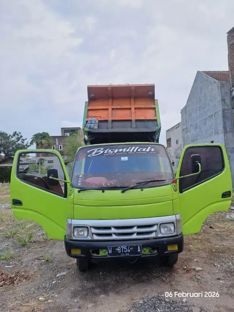 Dump Truck Hino Dutro 135HD Siap Pakai Normal