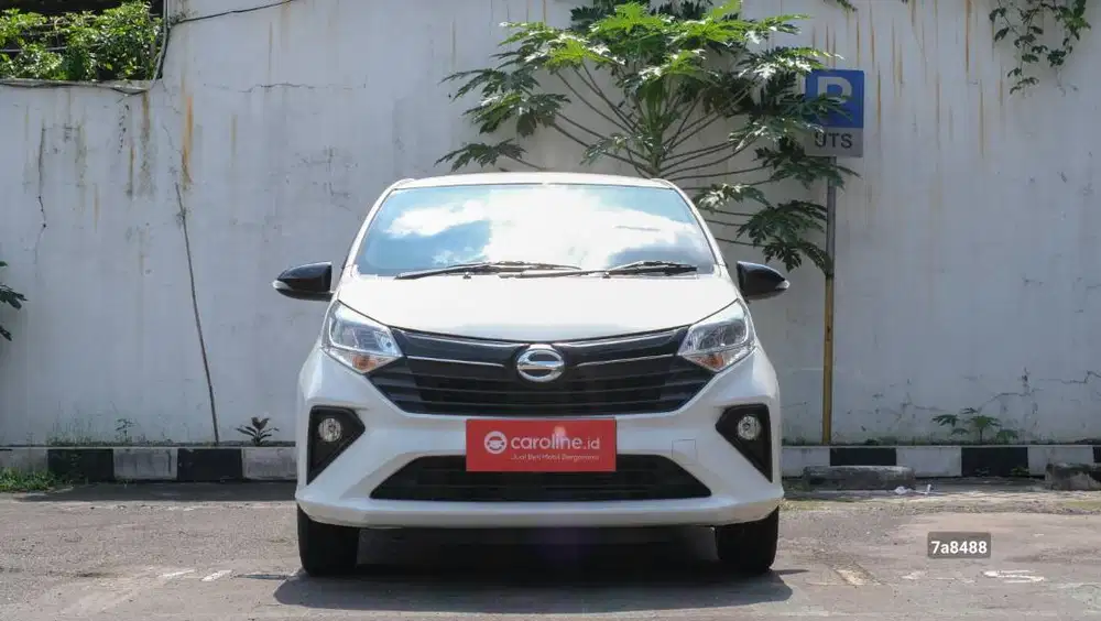 DAIHATSU SIGRA R 1.2 AT 2022 PUTIH