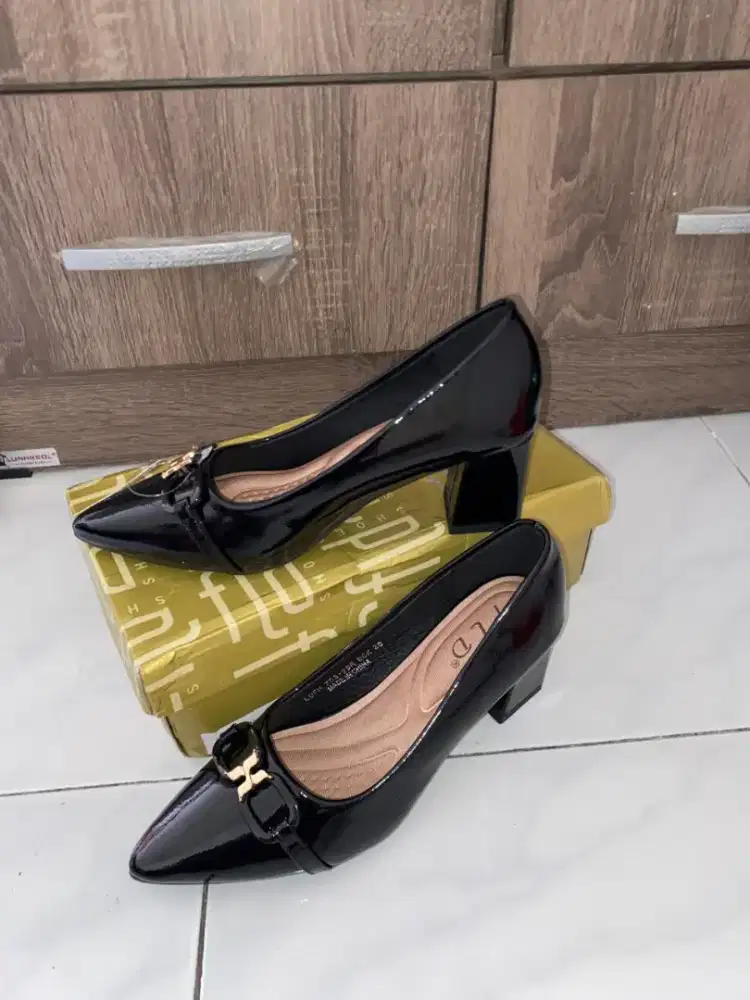 Sepatu fladeo original