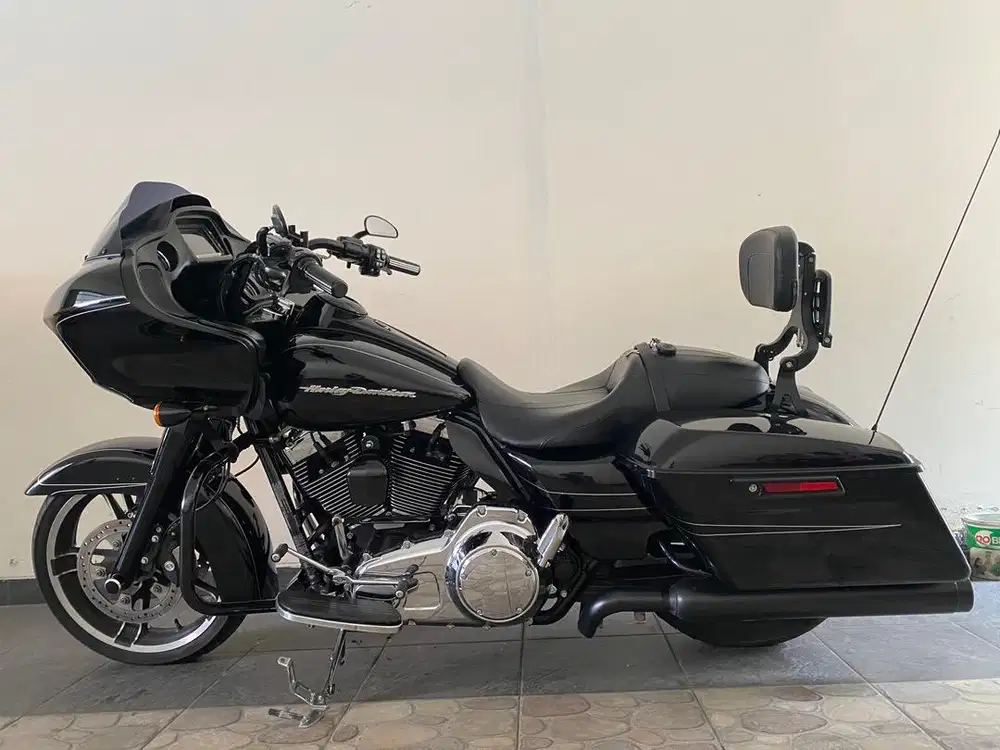 Road Glide Rushmore 2015