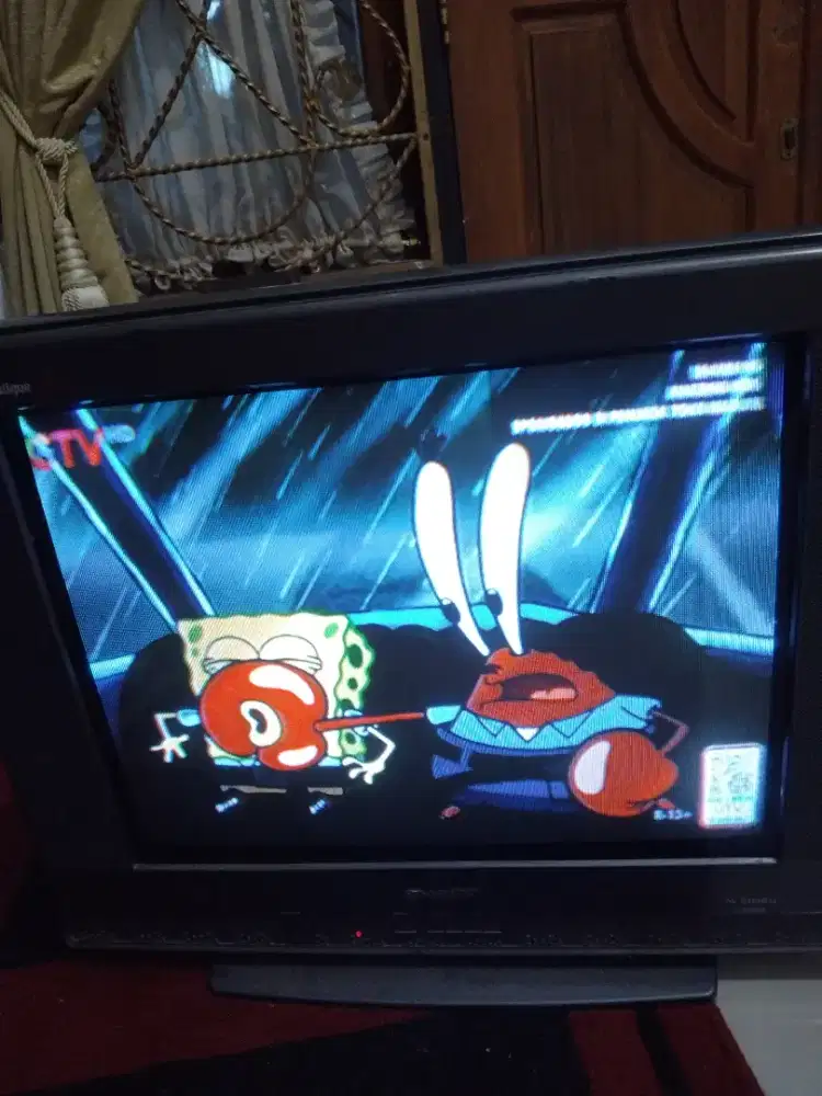 TV tabung layar datar 21 inch