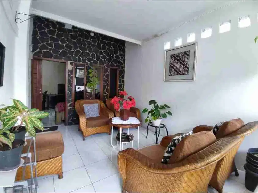 Langka jarang ada rumah 2 lantai 800 Jutaan di Cluster Cisaranten Endah, Arcamanik