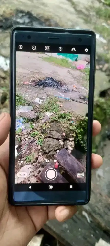 Sony xperia XZ2 AU 4/64gb  batangan