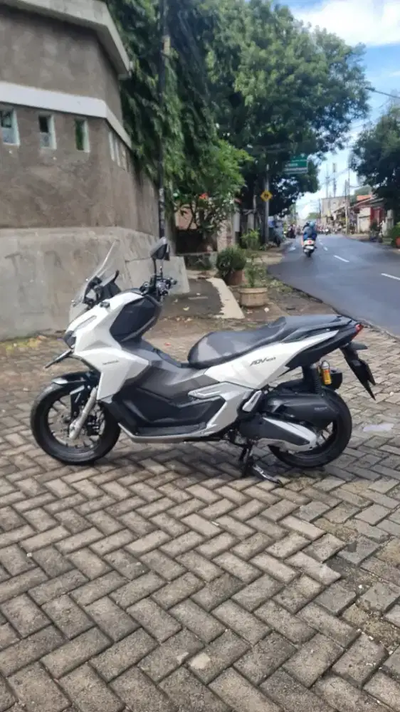 HONDA ADV 160 CBS TAHUN 2023