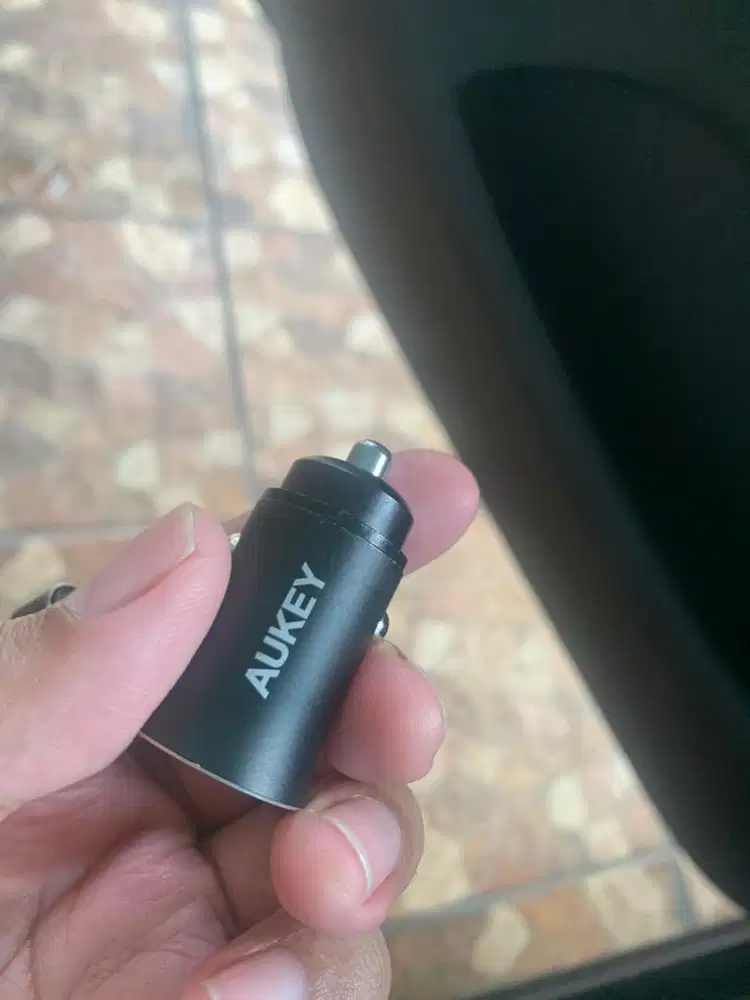 car charger mobil merk aukey