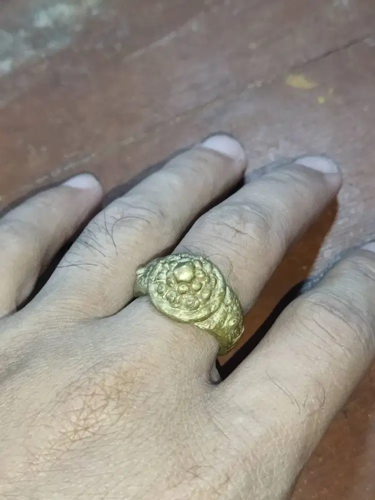 Cincin Antik Lawasan