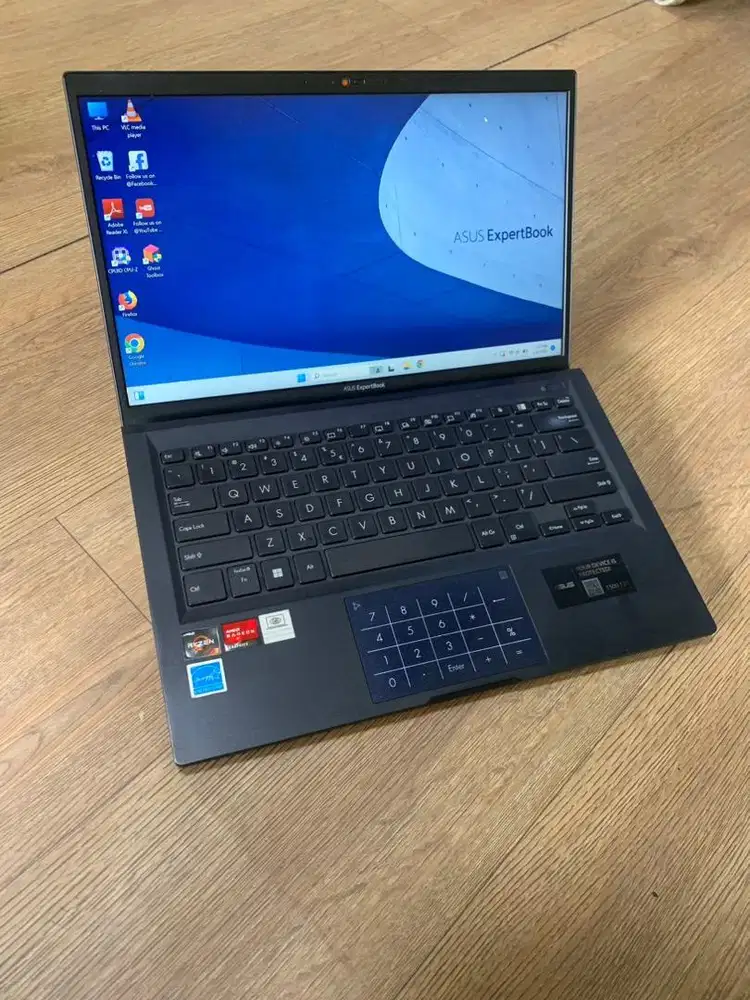 Laptop Desain ASUS EXPERTBOOK