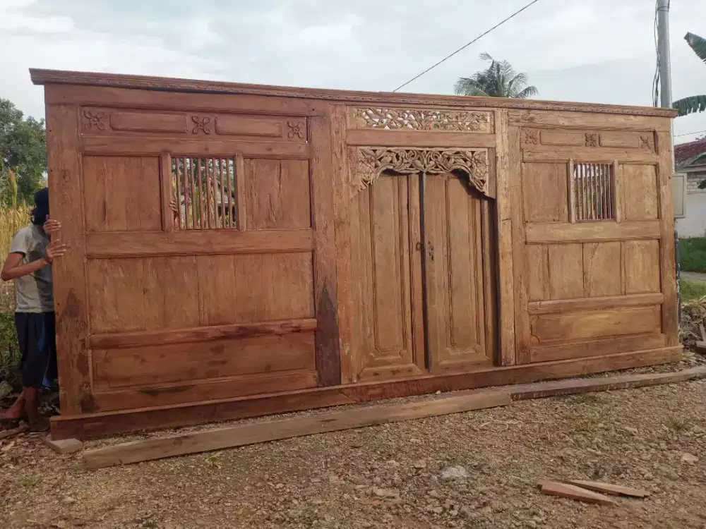 Gebyok lawas, 500x235