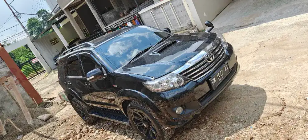 Toyota Fortuner 2011 Bensin