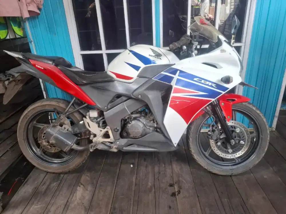 CBR 150 cc putih