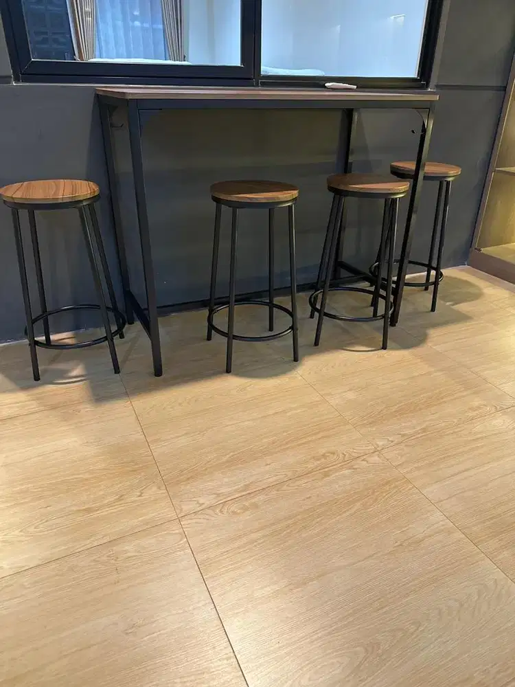 meja set mini bar informa