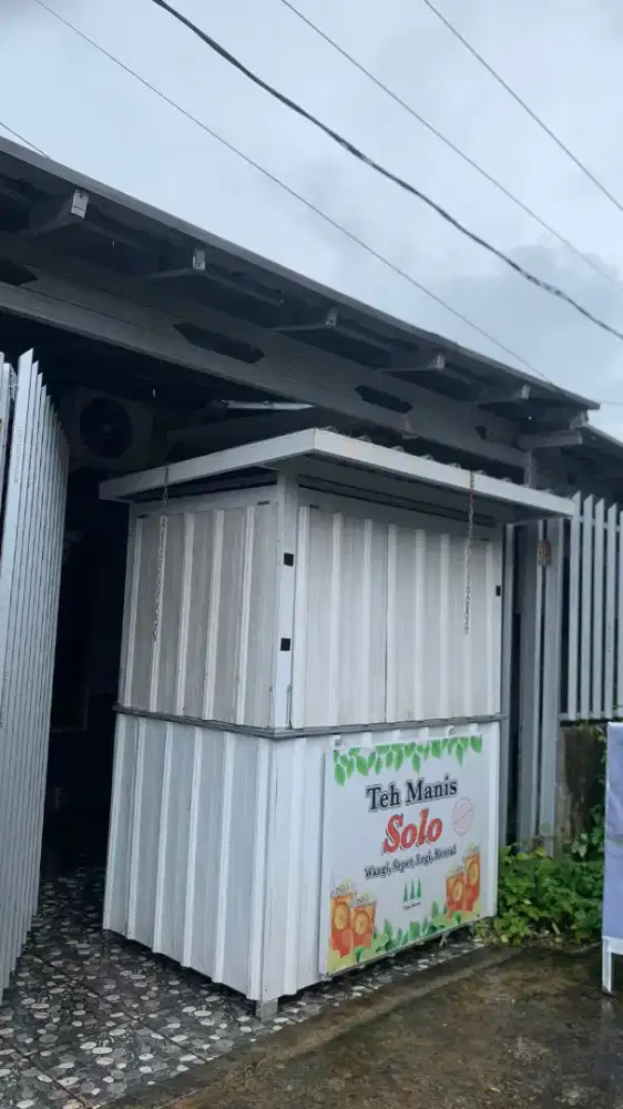 Rombong jualan/Rombong kontainer