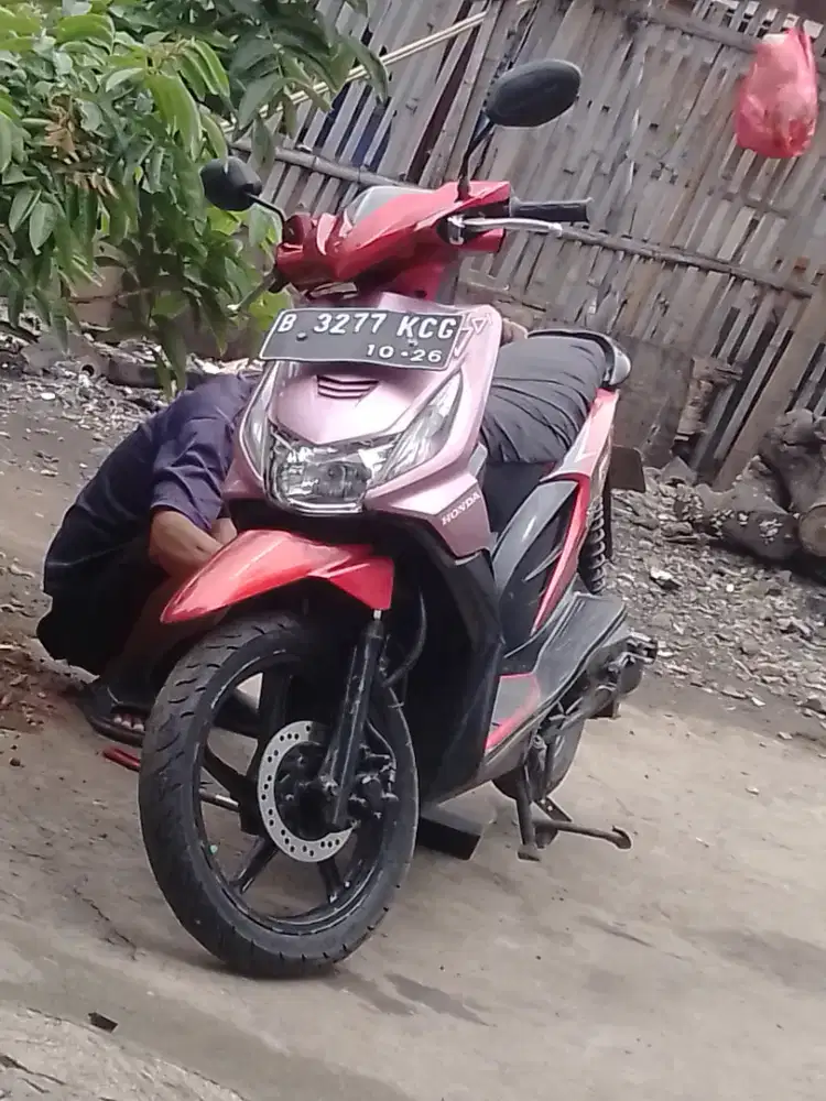 Honda Beat 2012 lengkap siap pakai
