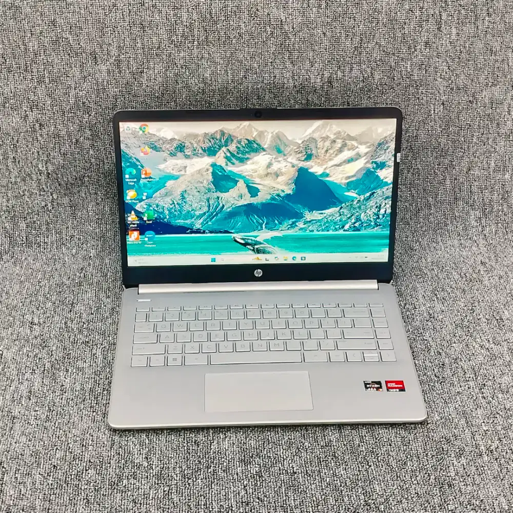 Laptop HP 14s Ryzen3 5300U  RAM 8GB/512GB Slim Mulus Siap Kerja Kuliah