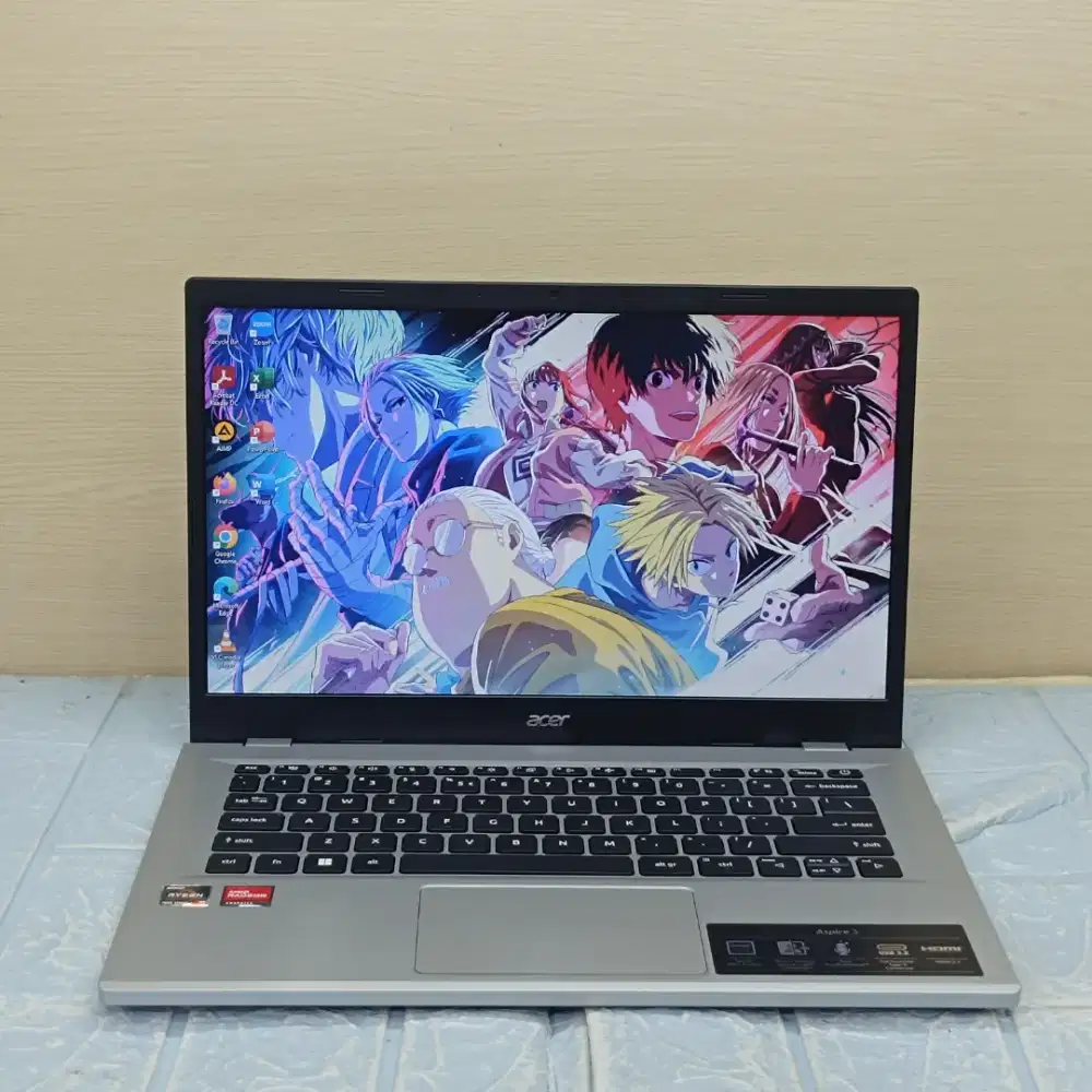 LAPTOP ACER ASPIRE 3 AMD RYZEN 5 7520U RAM 8 GB SSD 512 GB LIKE NEW