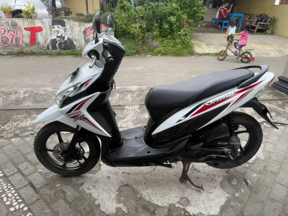 Honda Vario esp stater halus THN 2015 plat AB Bantul