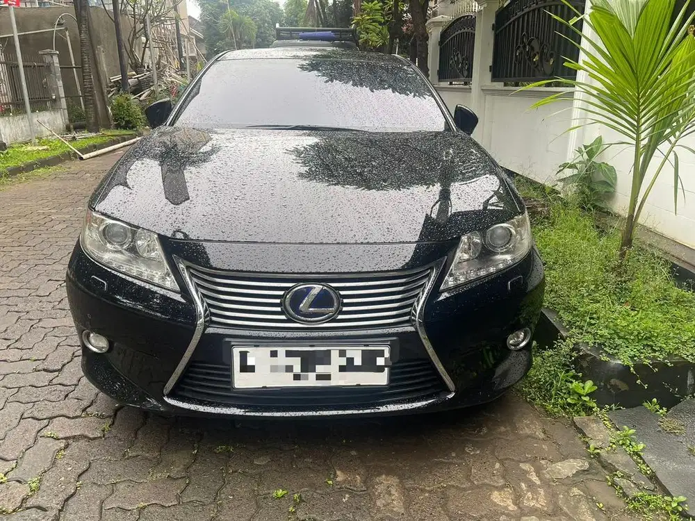 LEXUS ES 300 Hybrid 2014 Hitam Metalik