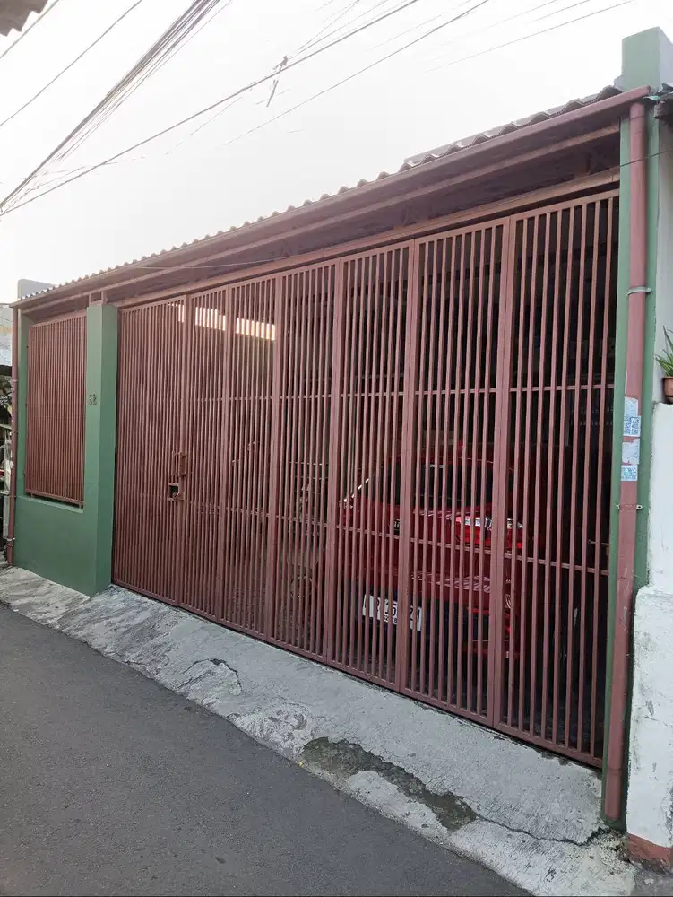 Di jual cepat rumah, Kemanggisan Pulo, dekat BINUS