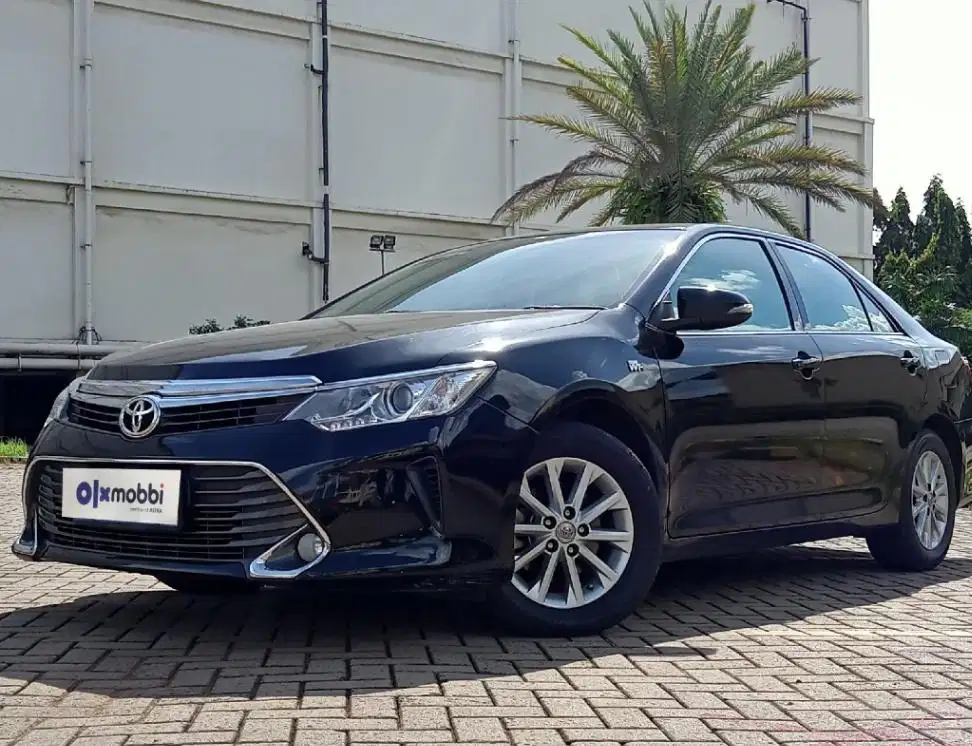 Garansi Mesin 1th Toyota Camry 2.5 G Bensin-AT Hitam 2017