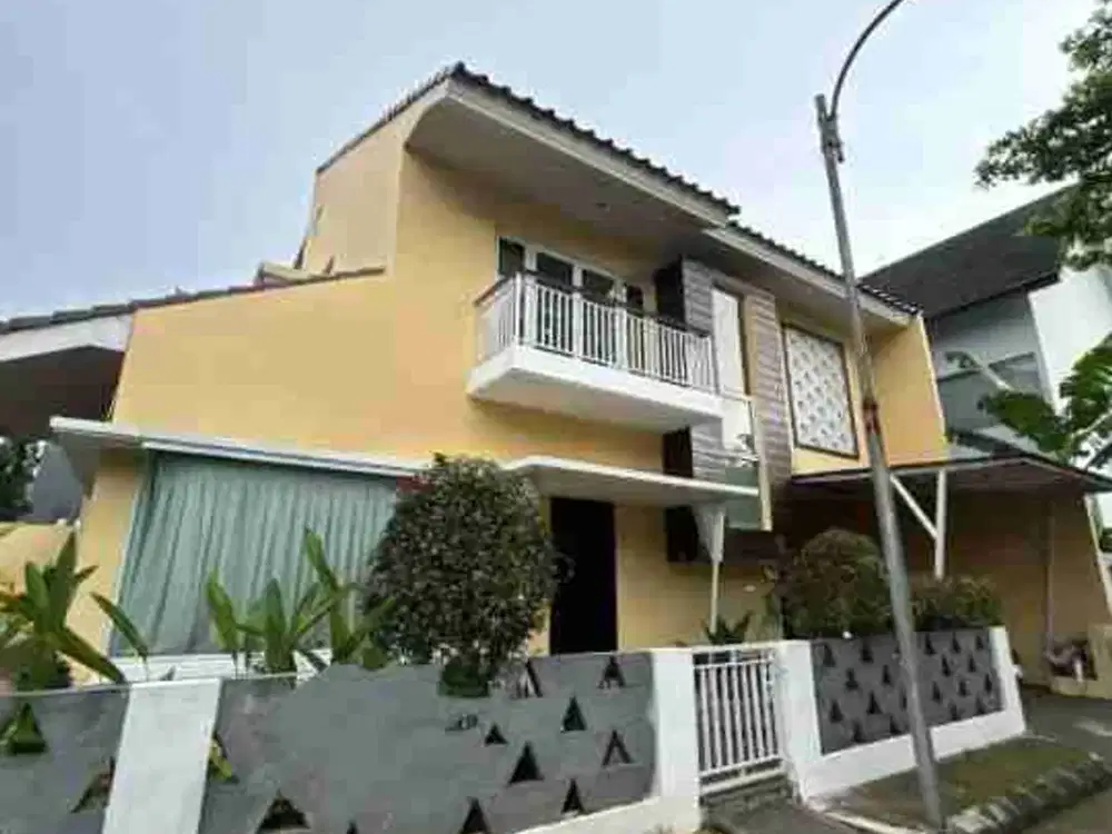 Rumah Murah Di Hook Tanah Bangunan Luas Di Cirendeu