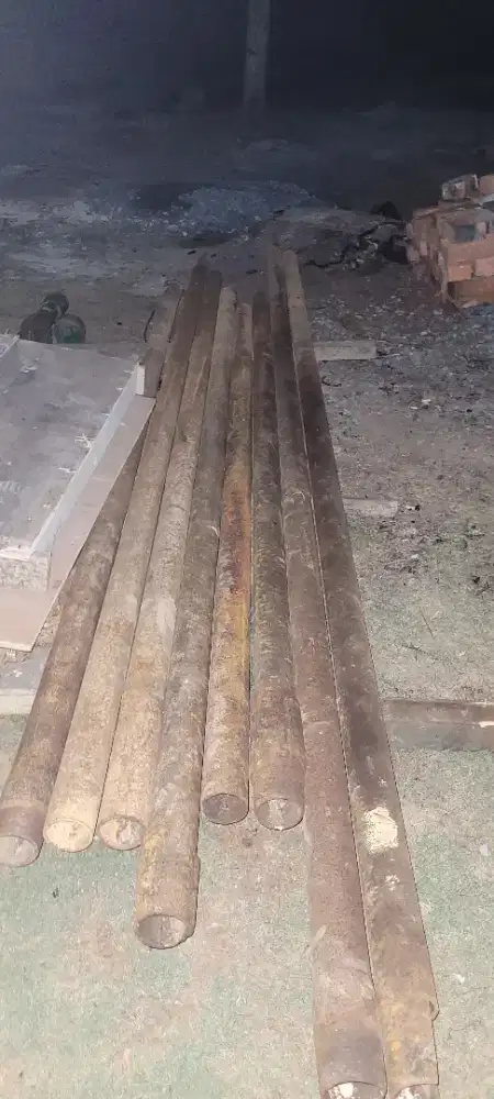 Pipa besi 2.7/8 ex bor dalam