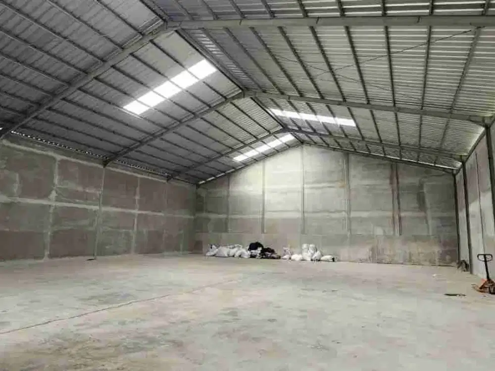 Disewakan Gudang Bersama Akses Container 40 feet Di Soreang Cipatik