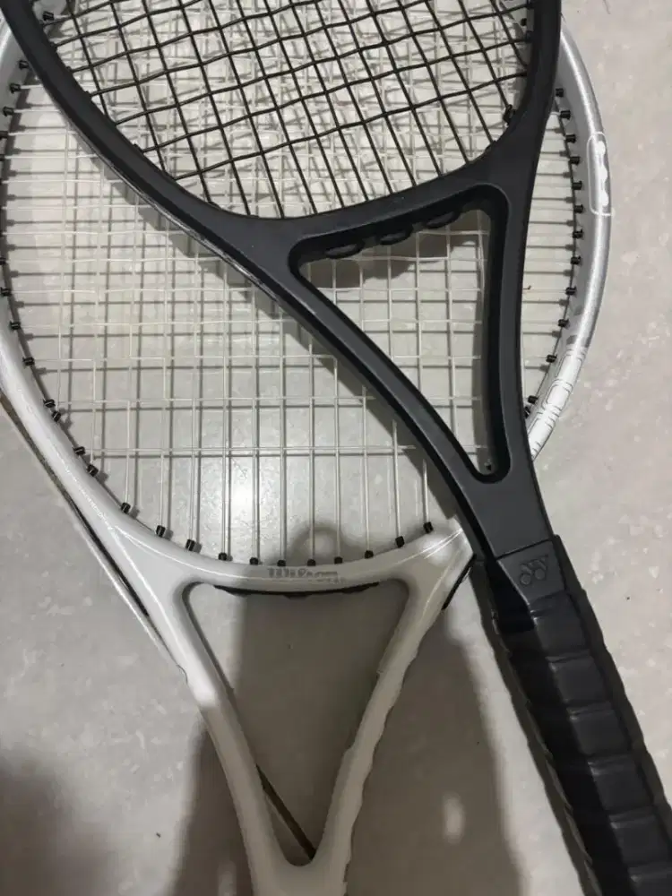 raket tennis yonex dan wilson
