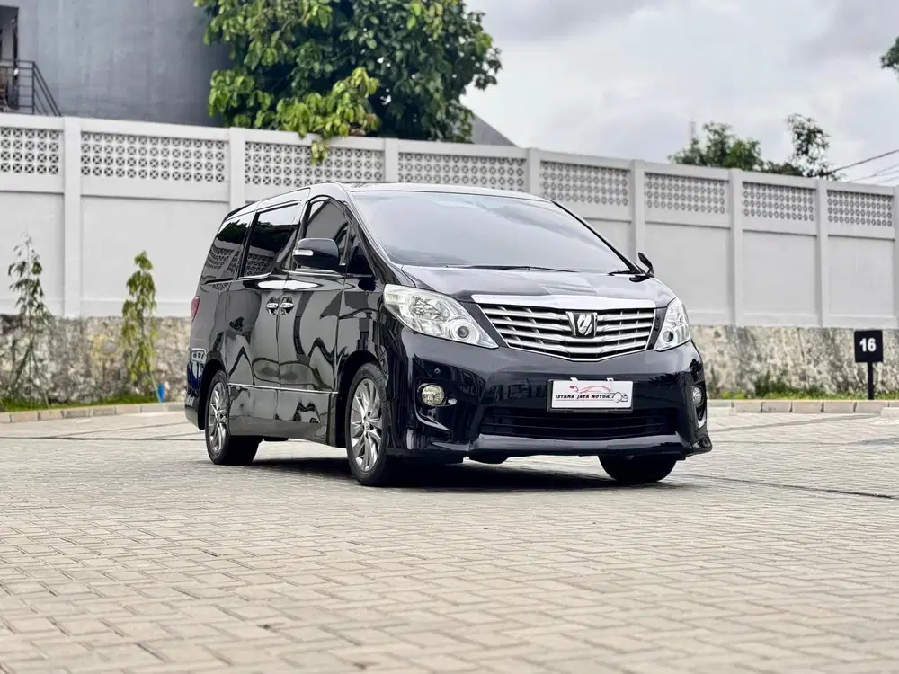 TOYOTA ALPHARD 2.5 S 2011