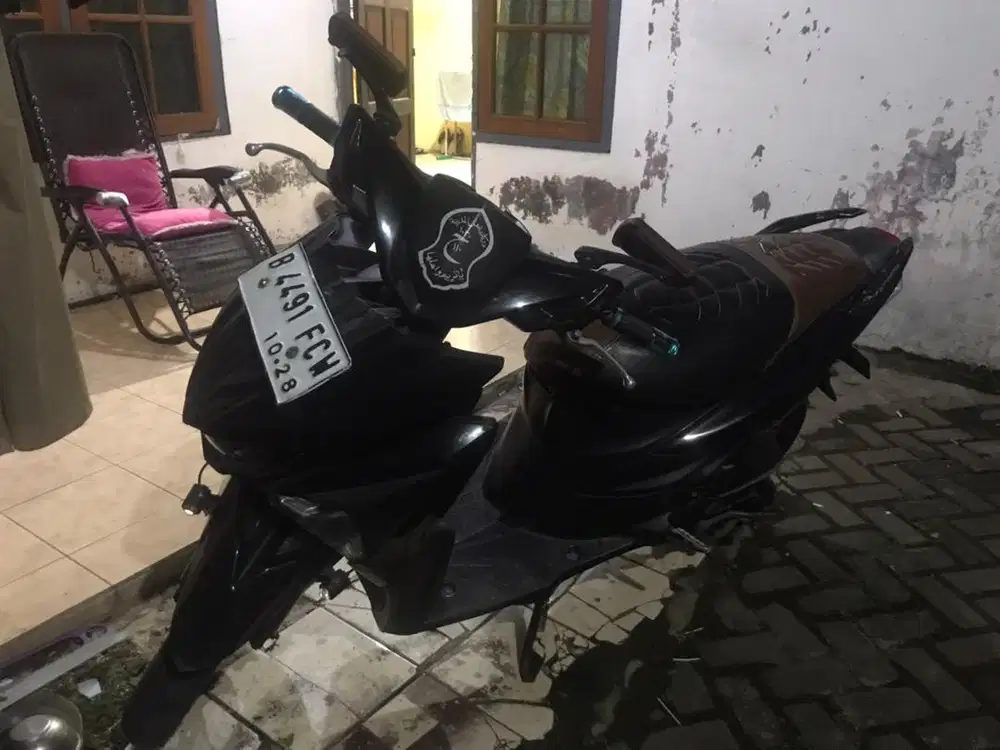 SOUL GT 125 HITAM