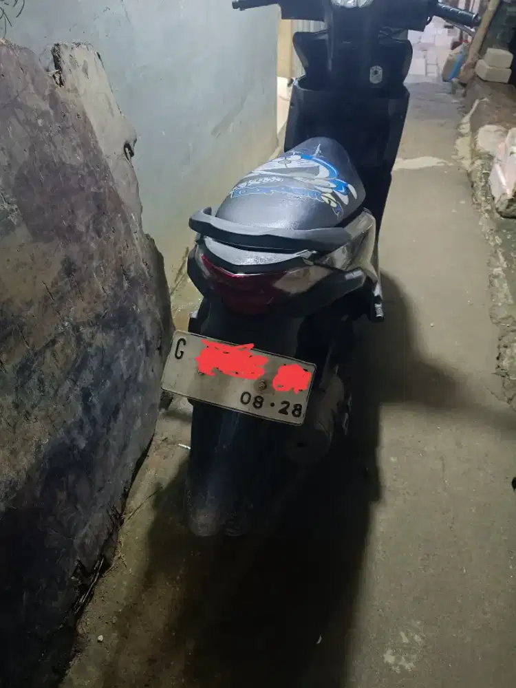 Jual motor Honda Beat tahun 2013 SS lengkap pajak STNK Mati 2 Tahun