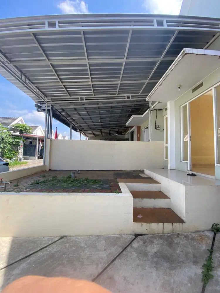 Dijual Rumah di karangploso kabupaten malang