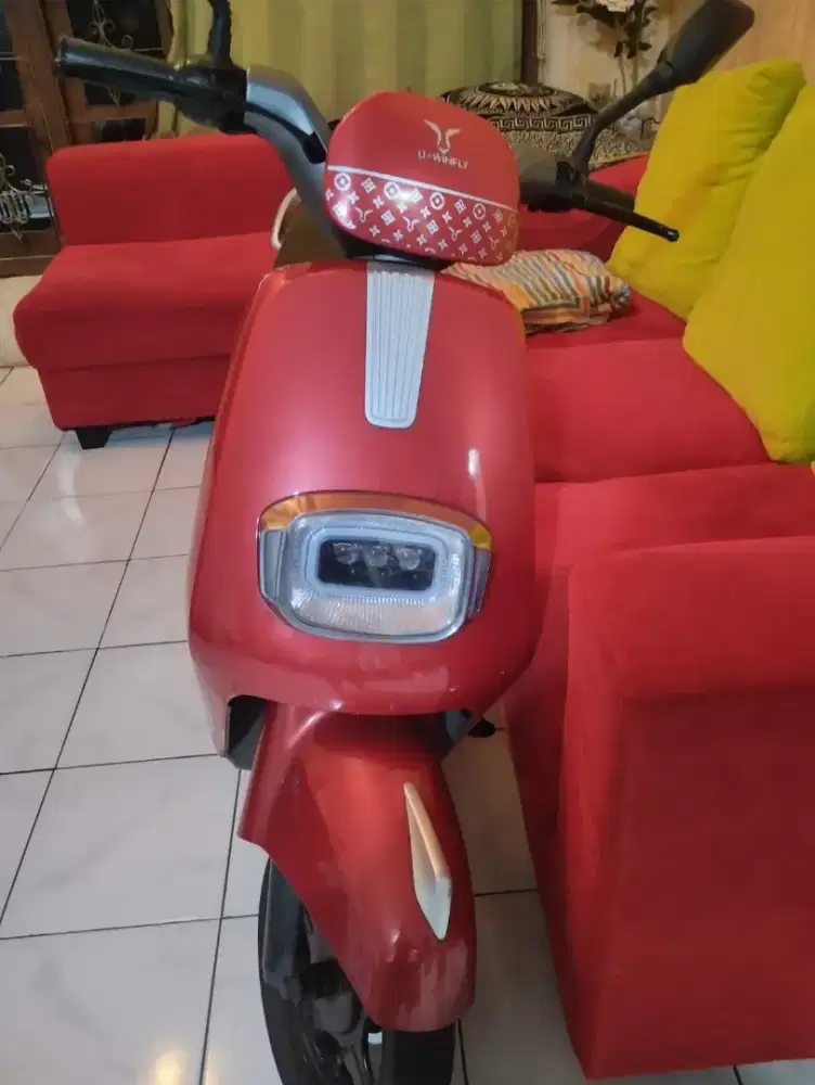 Sepeda listrik u^winfly T 70