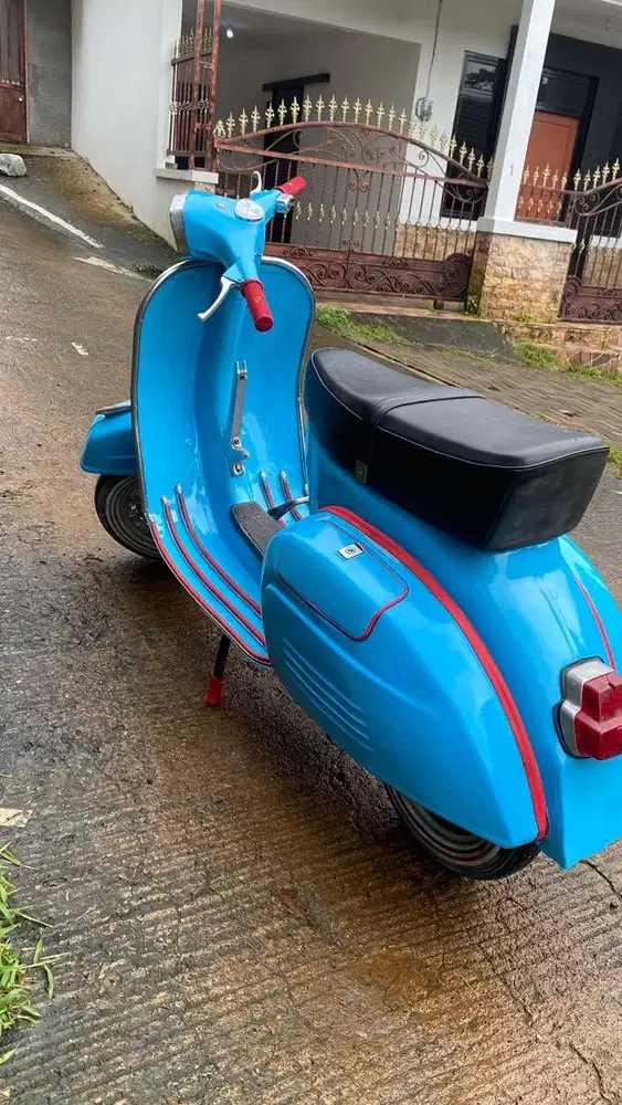 Vespa super th 1975. Bukan vespa excel atau ps/px apa lagi bajaj