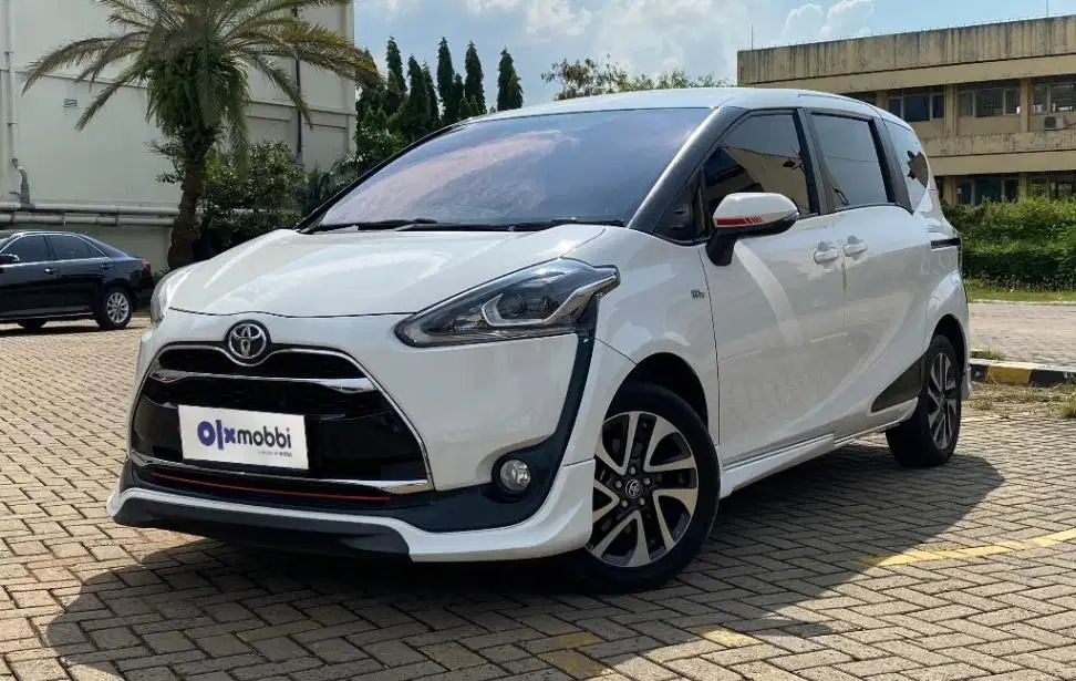 TDP 9,JT, Garansi Mesin 1th Toyota Sienta 1.5 Q Bensin-AT Putih 2017