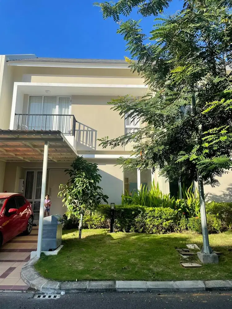 Rumah siap huni dengan isinya