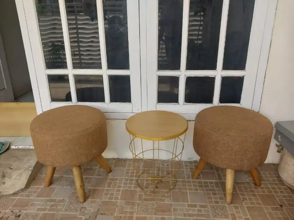 Kursi Teras Coklat Set Meja Gold