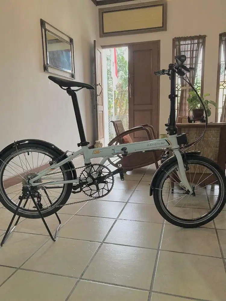 dijua Dahon glo D8