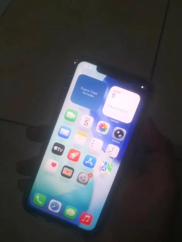 iPhone 11 promax 64gb inter